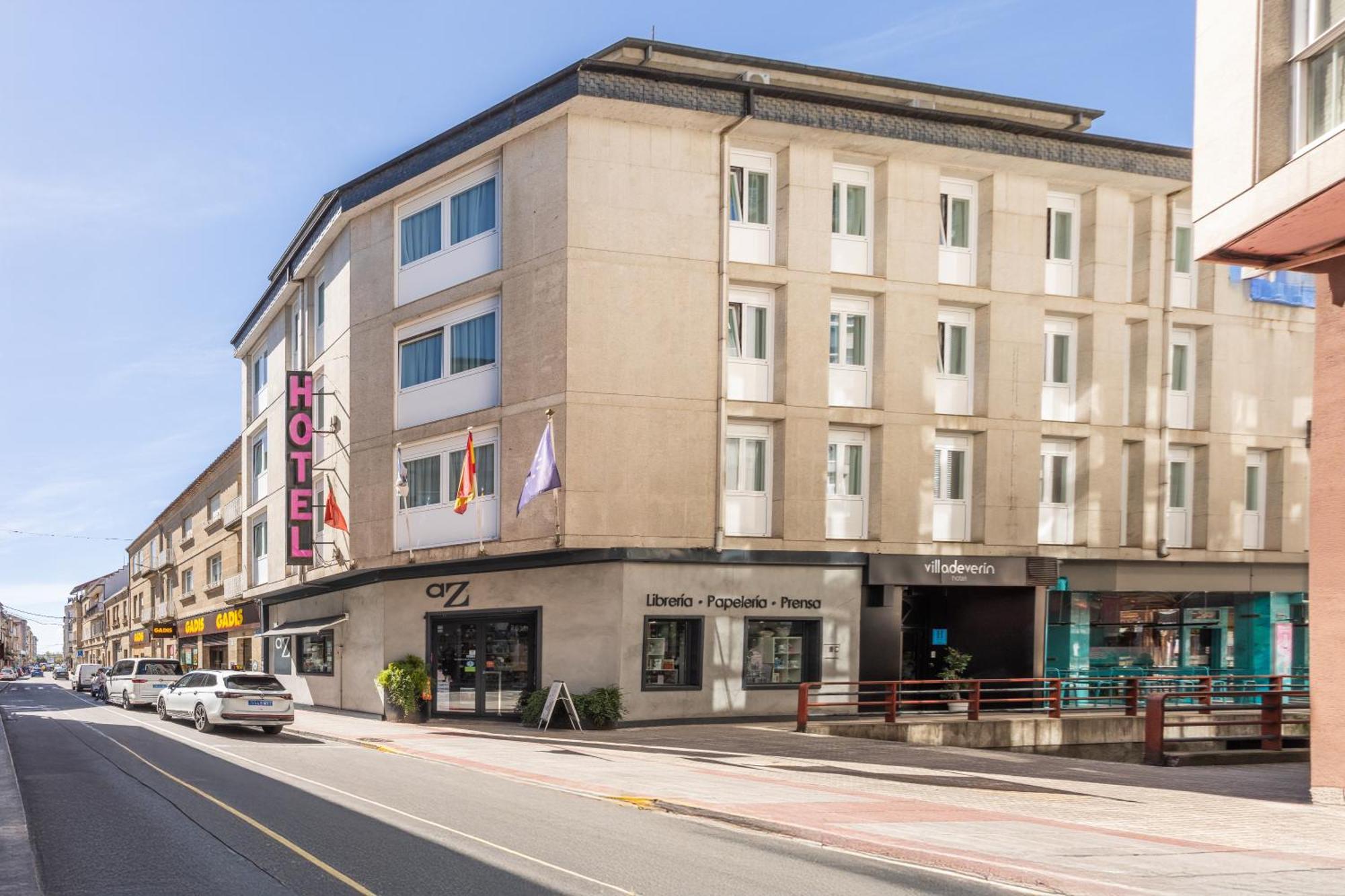 Hotel De 2*